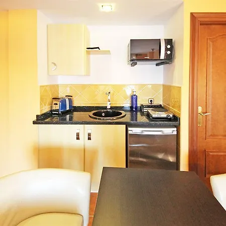 Hotel La Plazoleta 2*