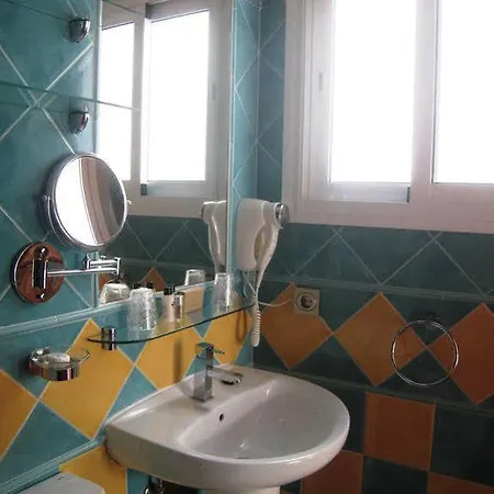 Hotel La Plazoleta Benalmádena